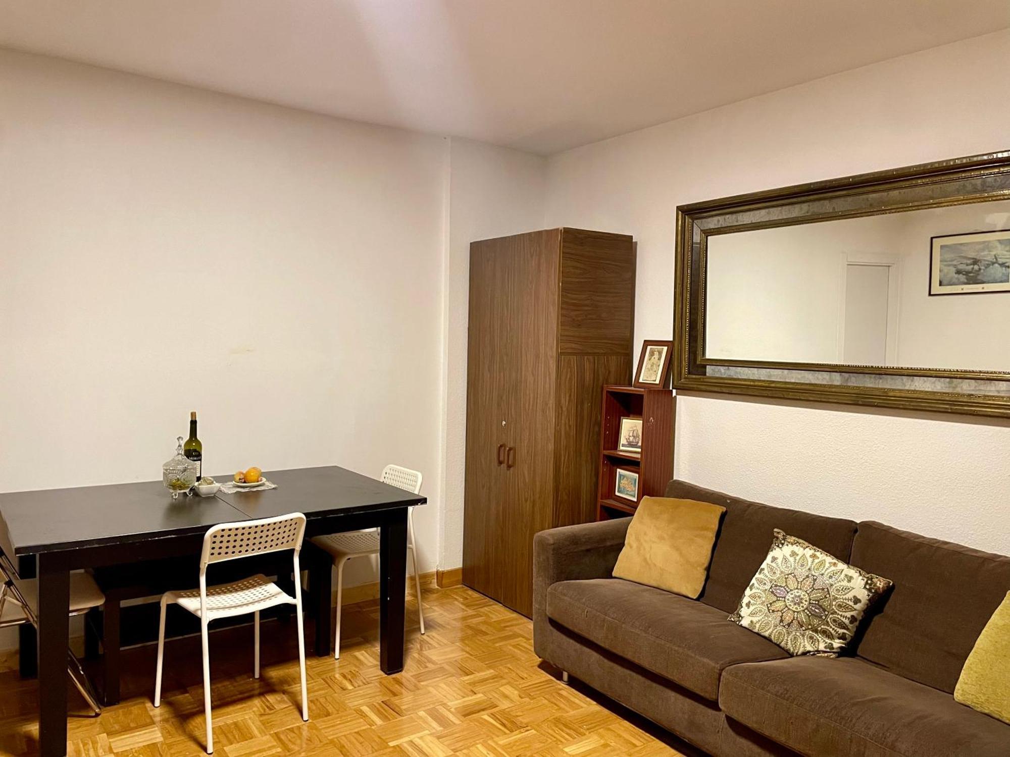 Private Rooms Madrid Atocha Ngoại thất bức ảnh