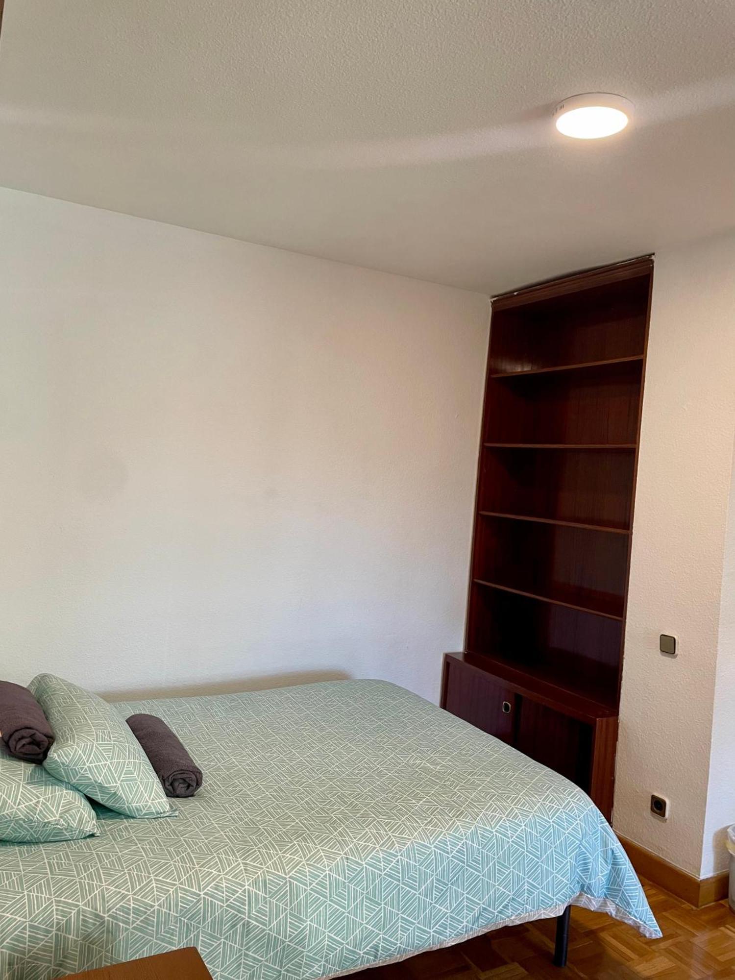 Private Rooms Madrid Atocha Ngoại thất bức ảnh