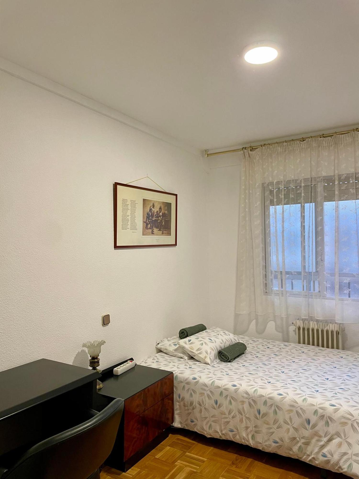 Private Rooms Madrid Atocha Ngoại thất bức ảnh