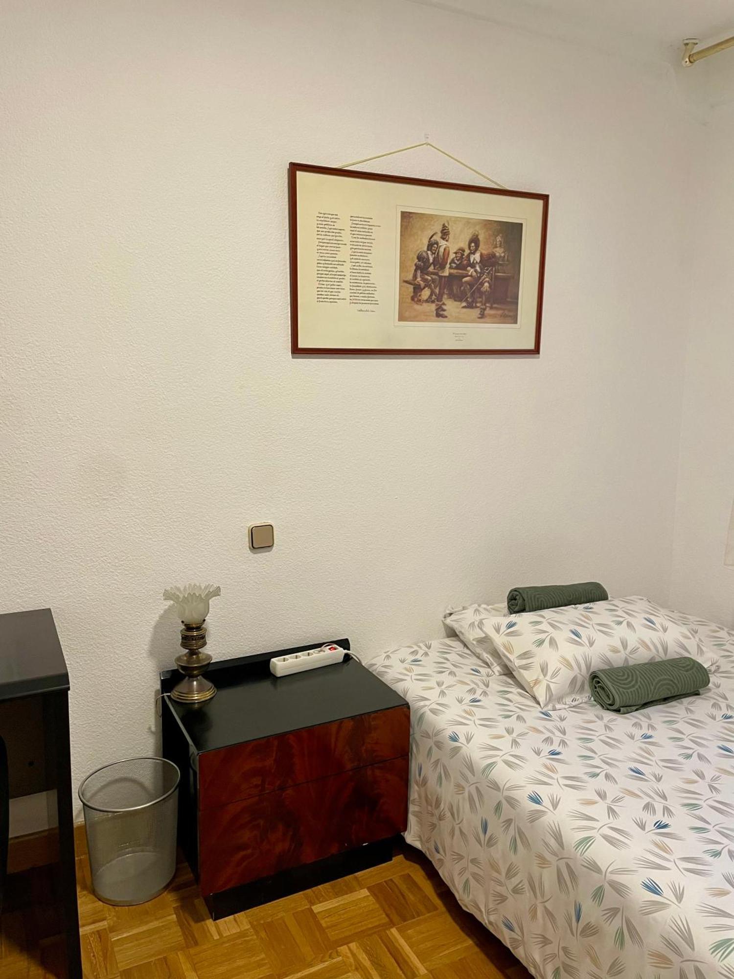 Private Rooms Madrid Atocha Ngoại thất bức ảnh