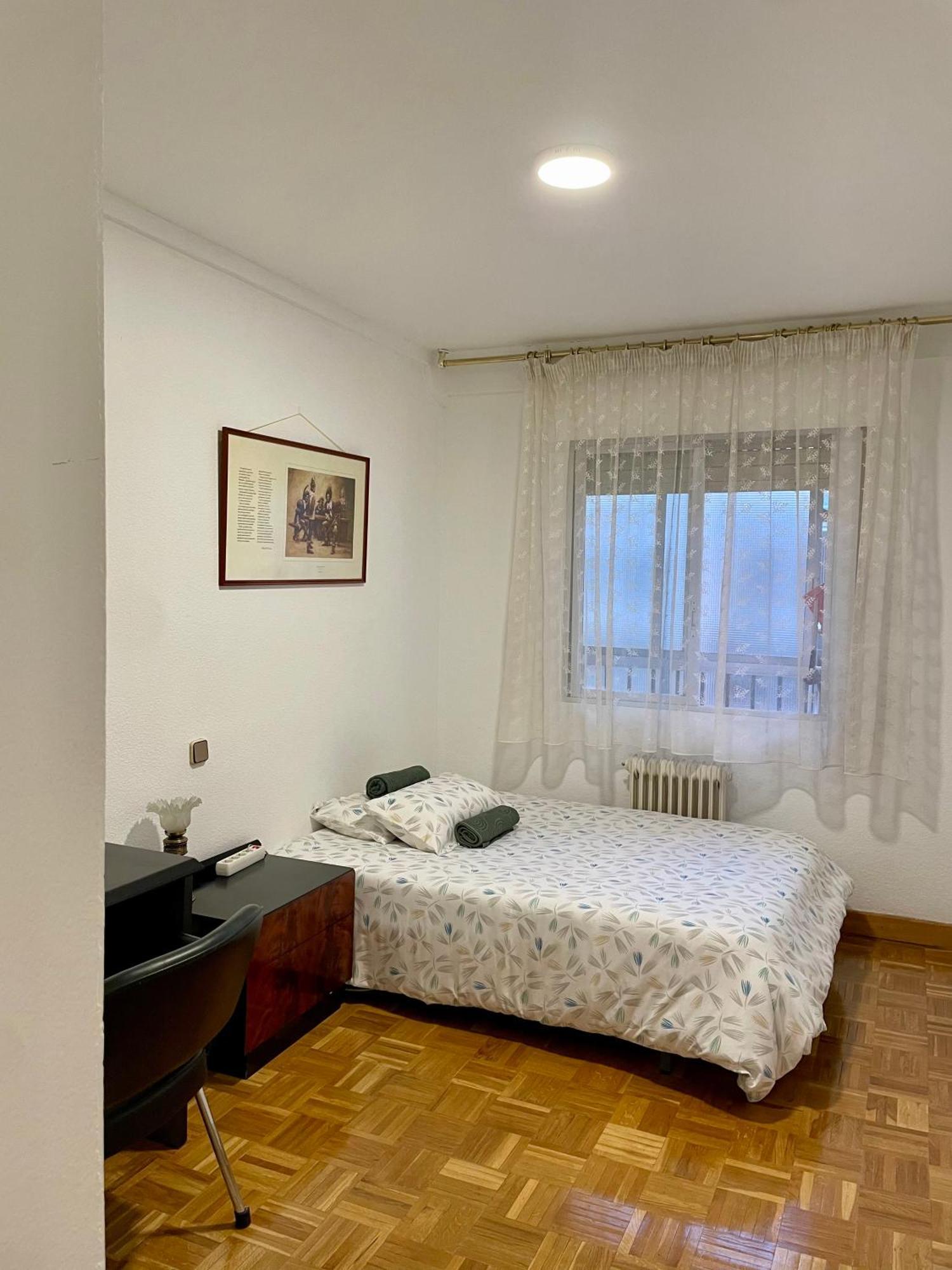 Private Rooms Madrid Atocha Ngoại thất bức ảnh